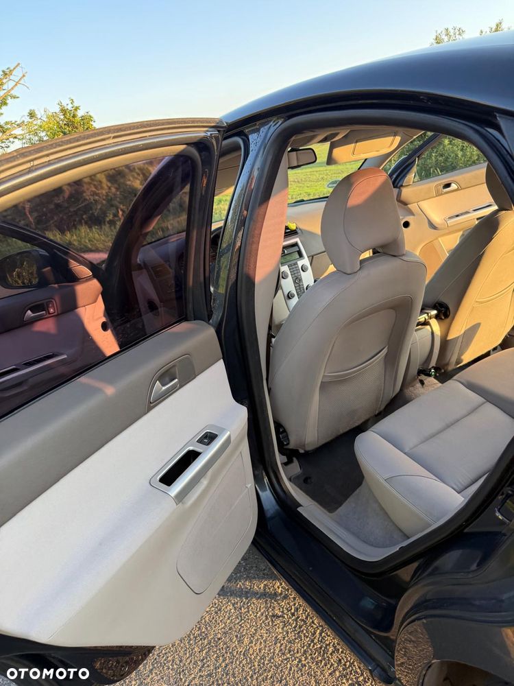 Volvo S40 2.0D Momentum - 7