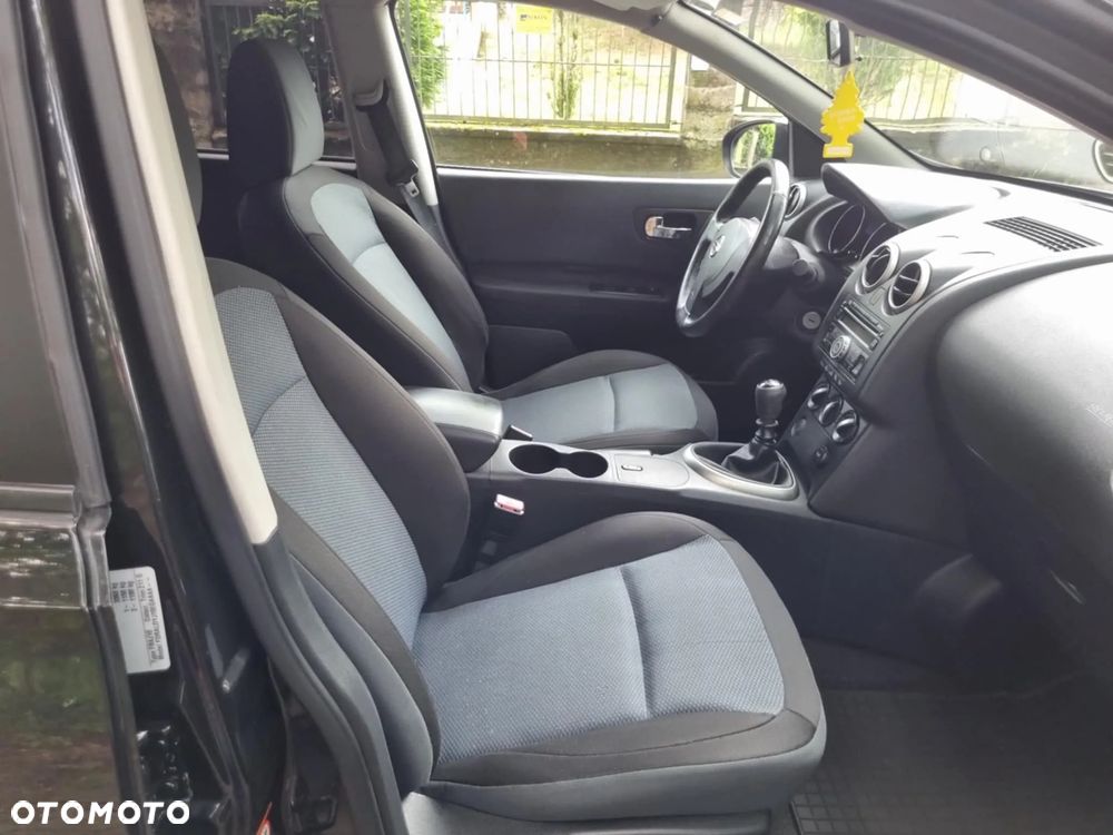 Nissan Qashqai - 11