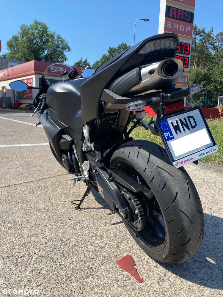 Honda CBR - 14