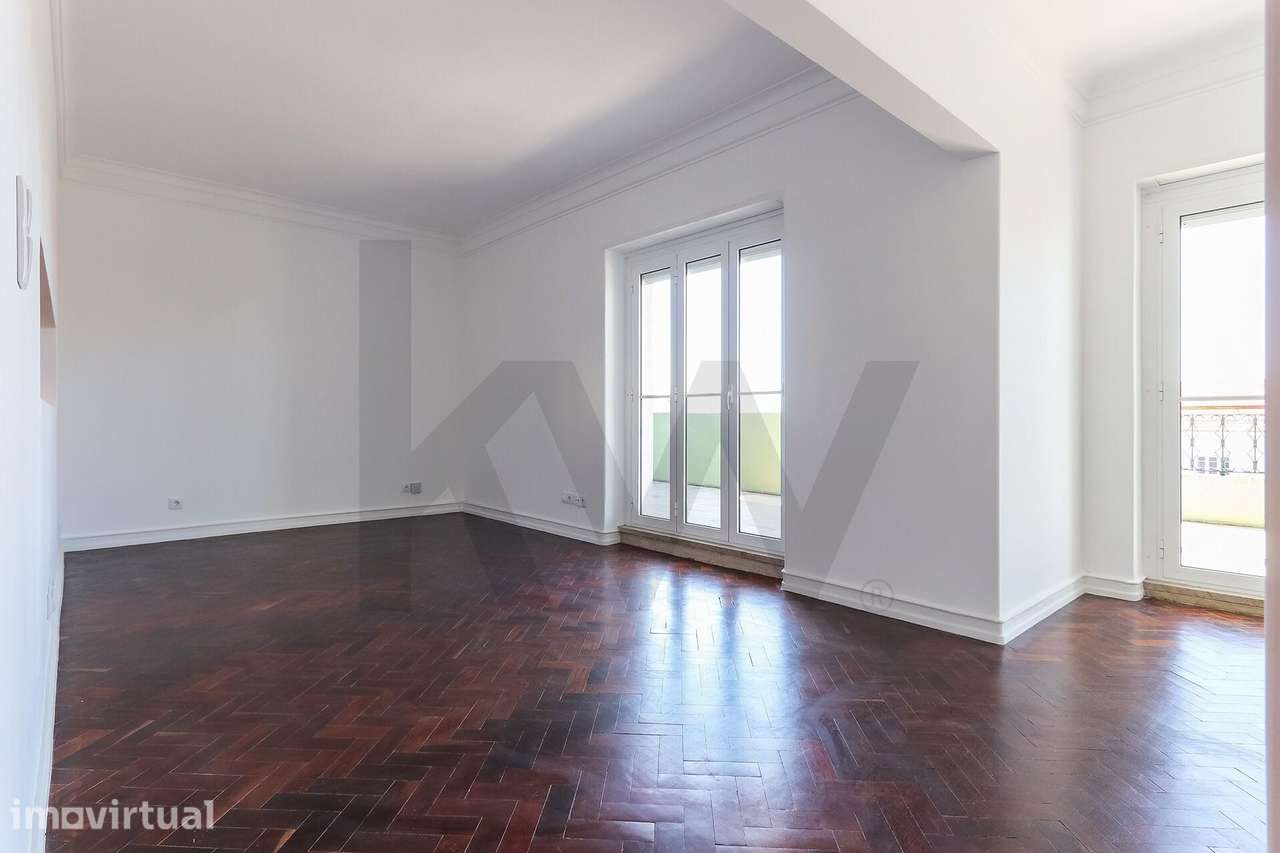 Apartamento T3 I Terraço I Metro a porta  I Av. Roma - Grande imagem: 2/42