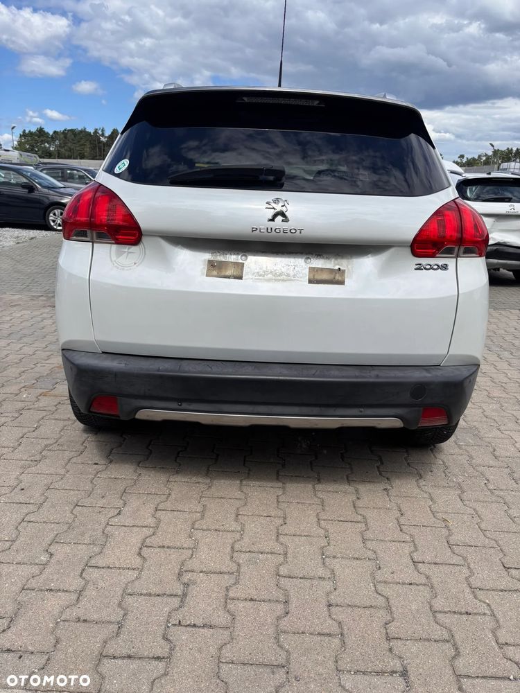 Peugeot 2008 - 7