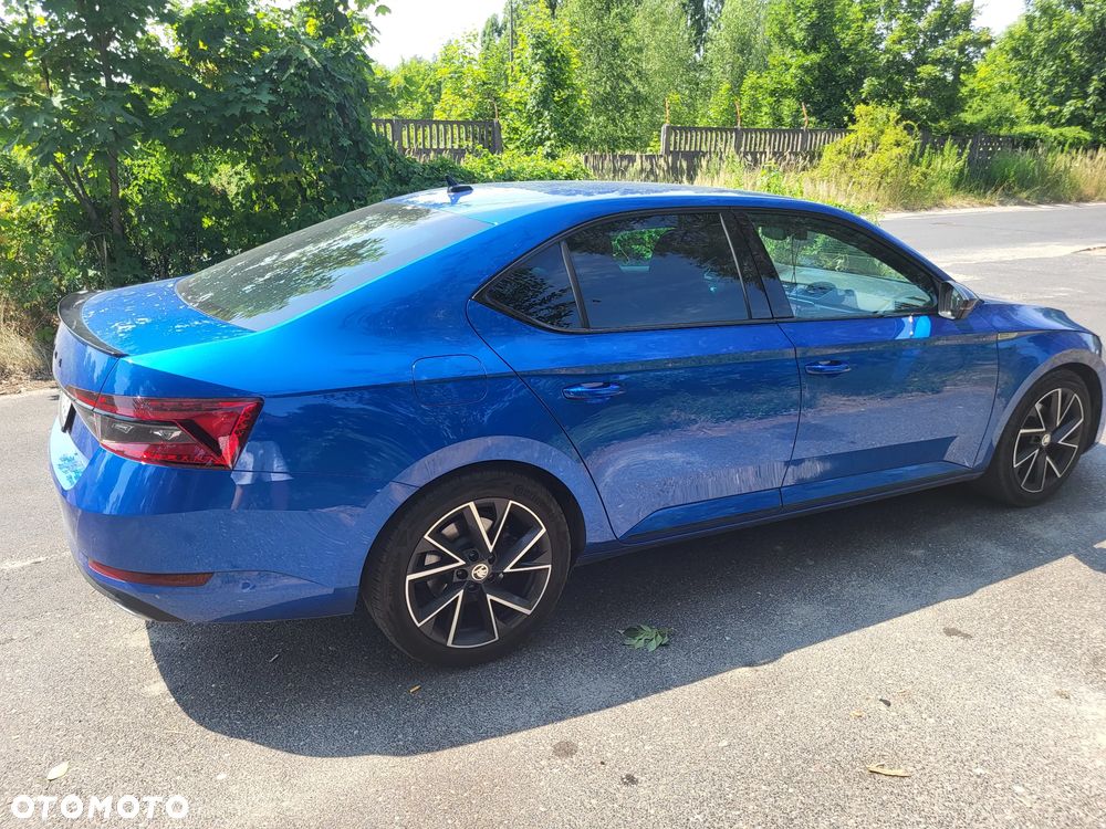Skoda Superb 2.0 TSI Sportline DSG - 4
