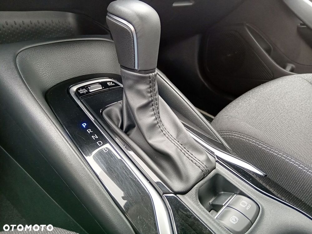 Toyota Corolla 1.8 Hybrid Comfort - 18