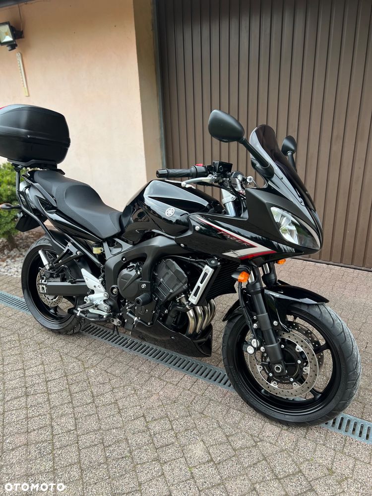 Yamaha FZ6 - 2