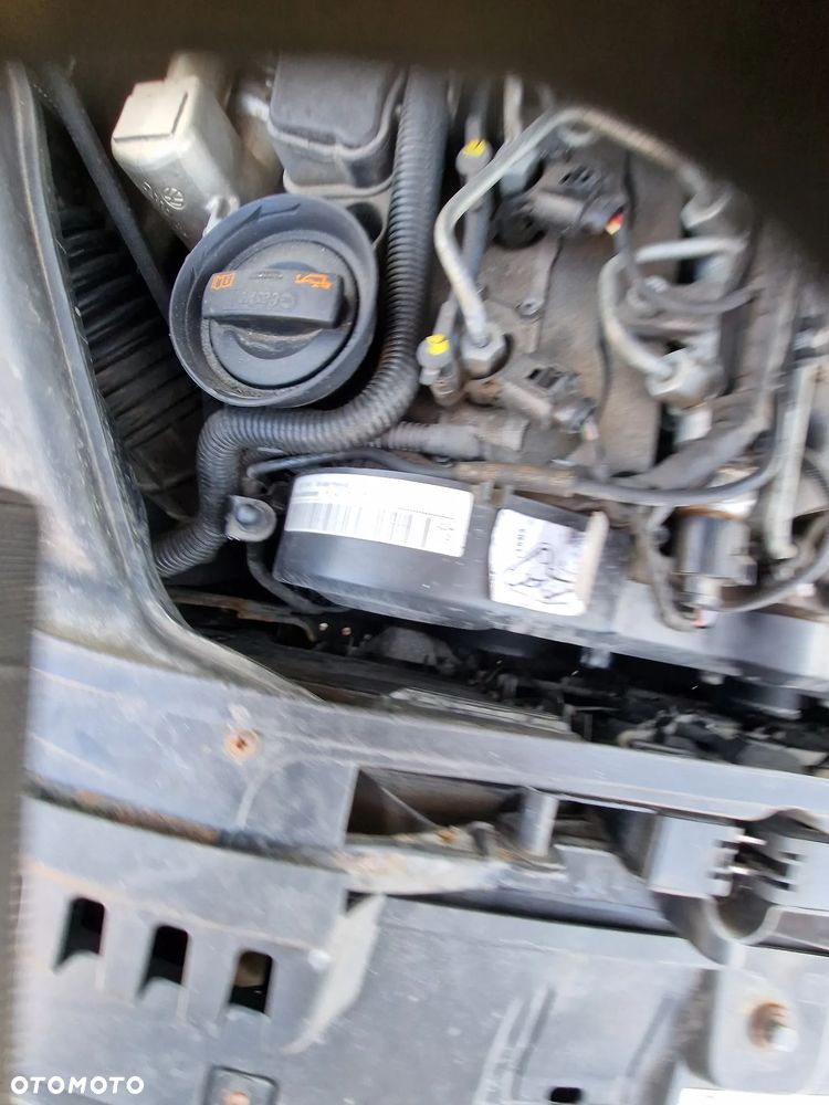 Silnik  vw  2.0 tdi  o  kodzie  CAG - 2