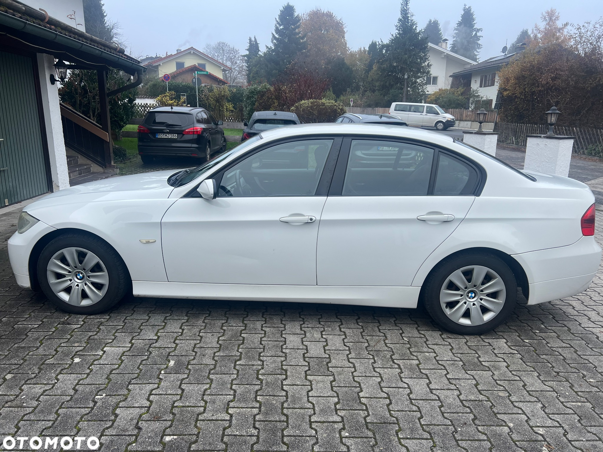 BMW Seria 3 320d - 4