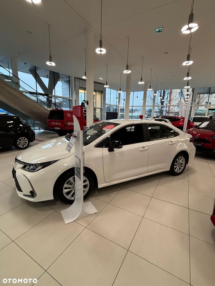 Toyota Corolla 1.8 Hybrid Comfort - 4