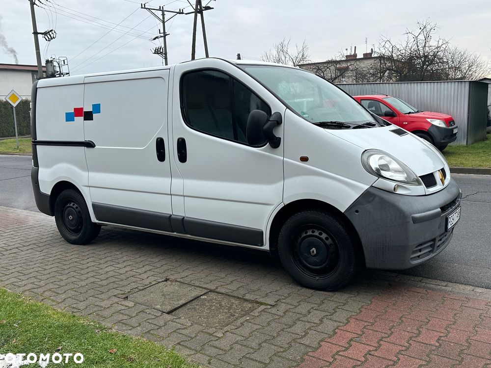 Renault Trafic - 18