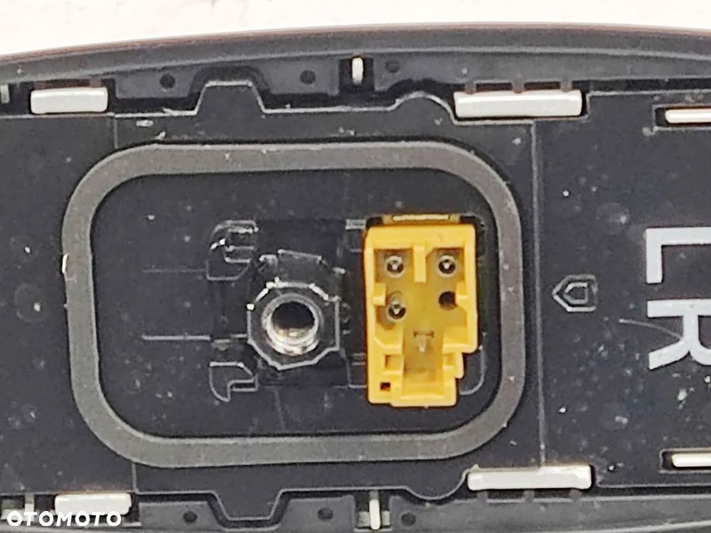 TOYOTA YARIS 19-24r Antena Rekinek RÓŻNE KOLORY - 9
