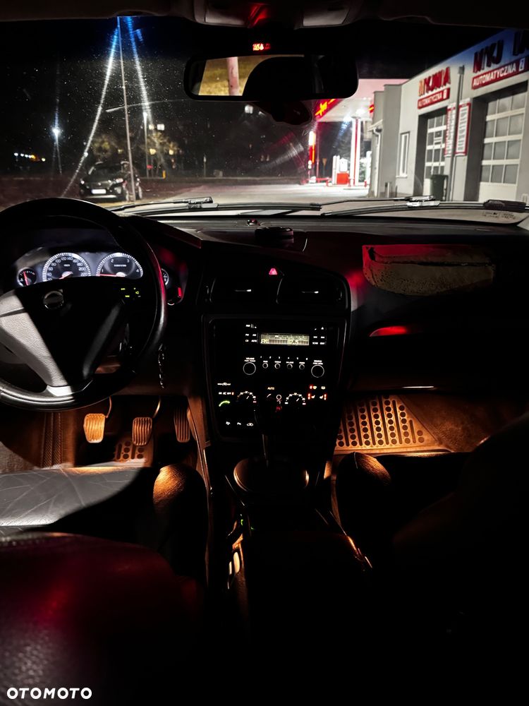 Volvo S60 2.4D Kinetic - 19