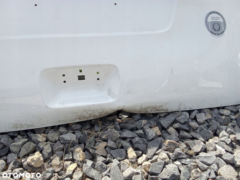 EU KLAPA TYŁ OPEL VIVARO C 19- VIVARO-e JUMPY EXPERT - 2
