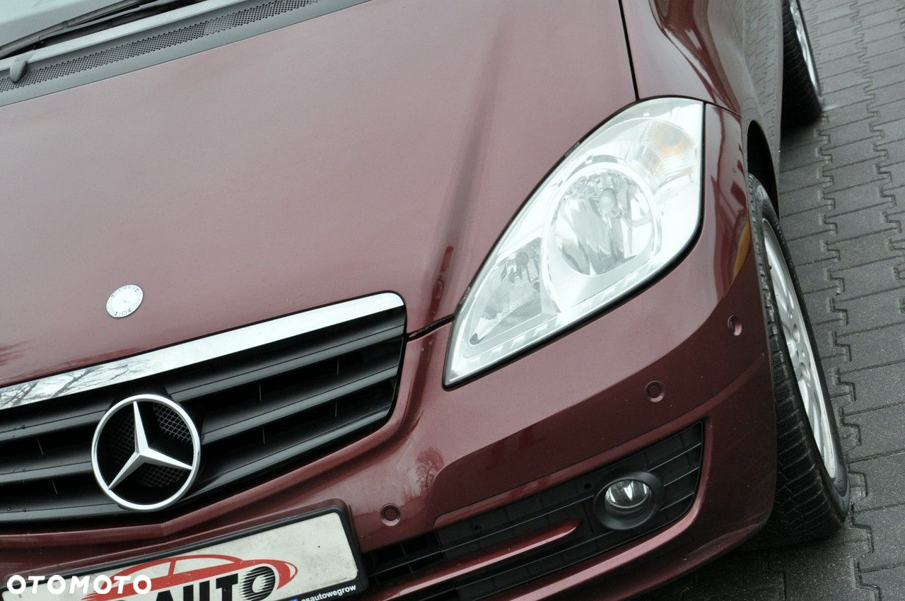 Mercedes-Benz Klasa A 160 Autotronic Elegance Special Edition - 26