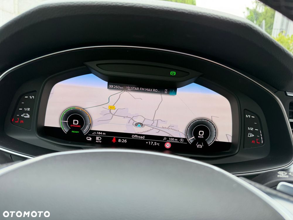 Audi A6 Avant 55 TFSI e quattro S tronic S line - 28