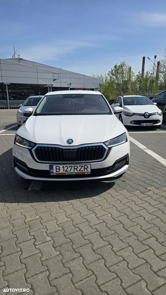 Skoda Octavia 2.0 TDI Ambition - 8