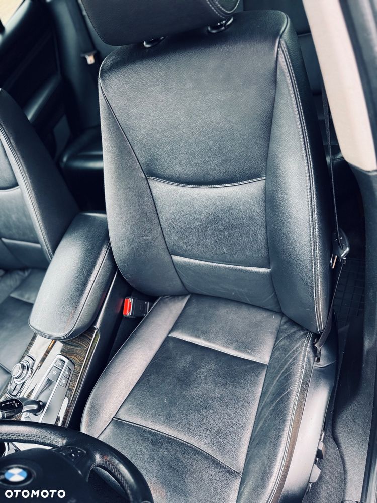 BMW X3 28i xDrive - 27