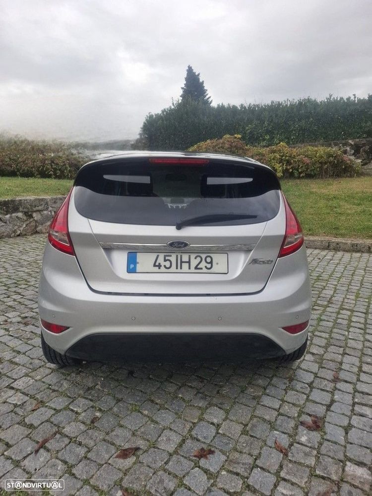 Ford Fiesta 1.25 Titanium - 10
