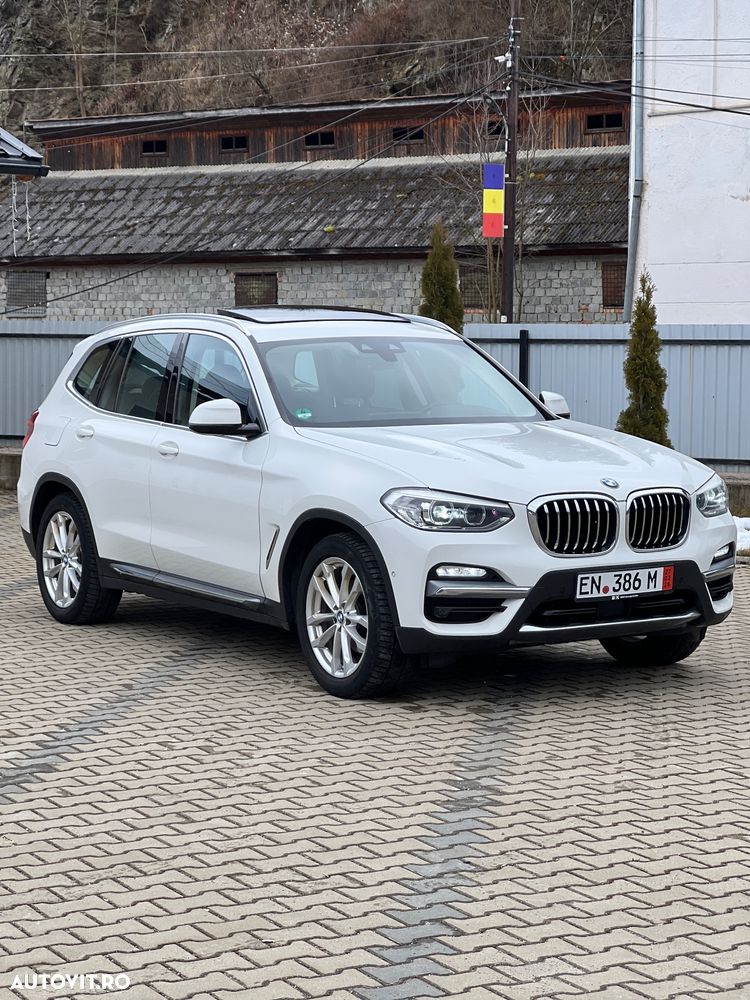 BMW X3 xDrive20d Aut. Luxury Line - 2