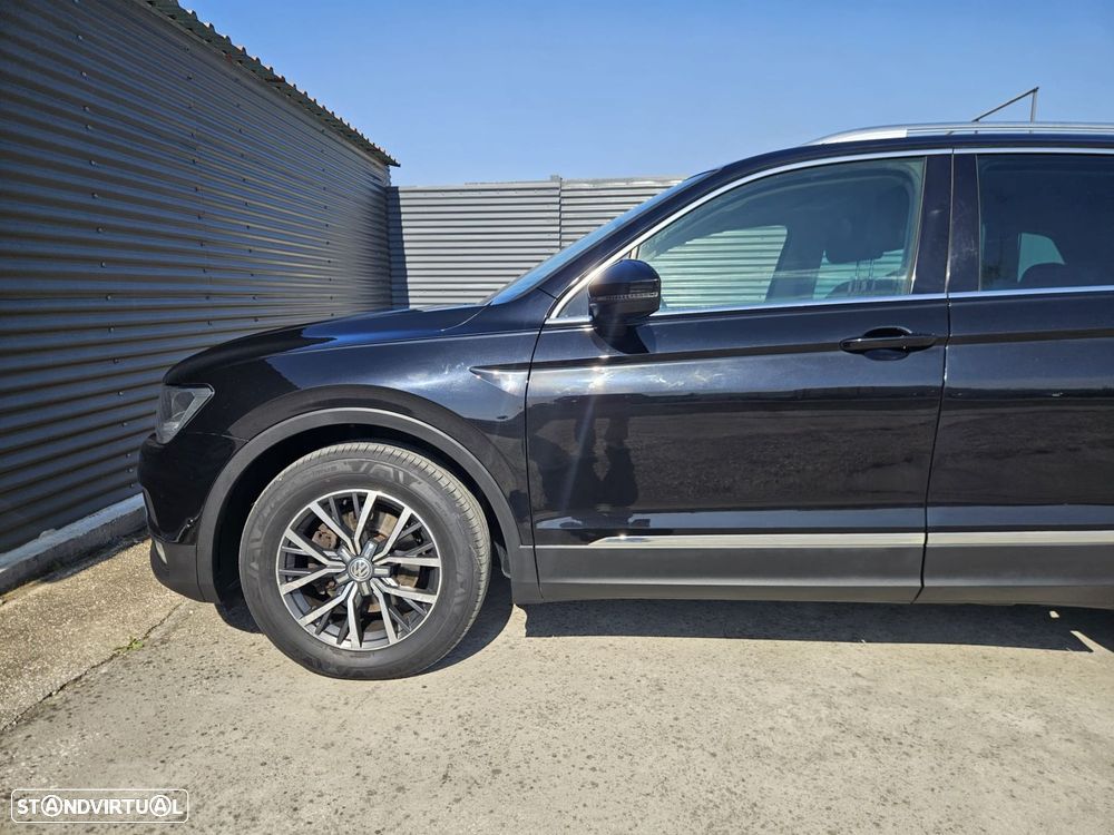 VW Tiguan 1.6 TDI Confortline - 14