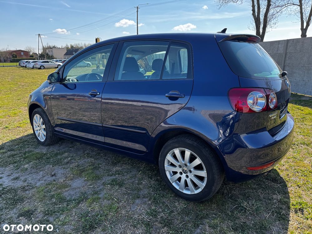 Volkswagen Golf Plus 2.0 TDI DSG Comfortline - 2