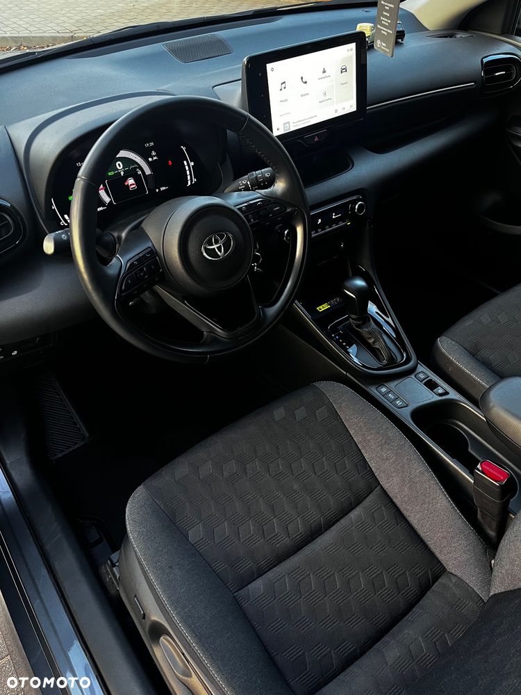 Toyota Yaris - 30