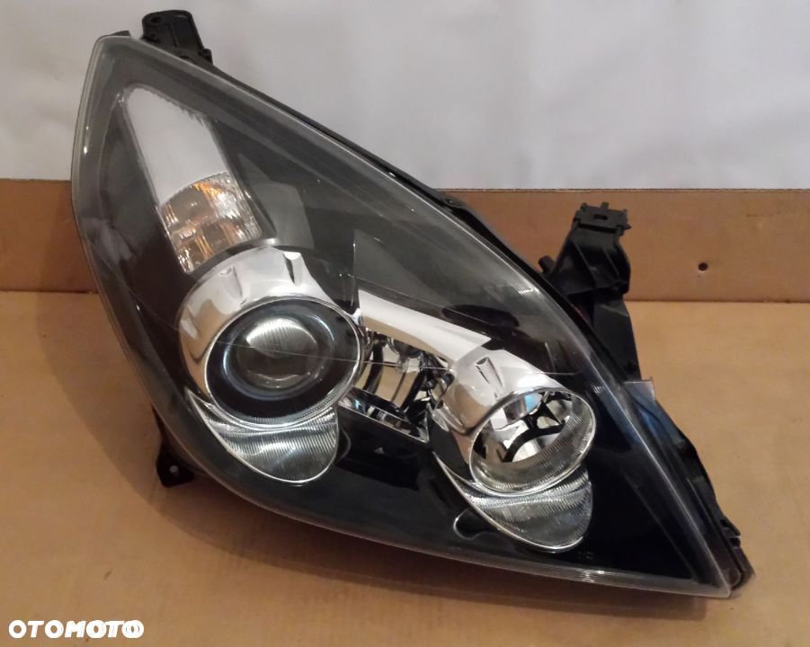 Bi-xenon prawy Lampa prawa Opel Signum 2005- - 1