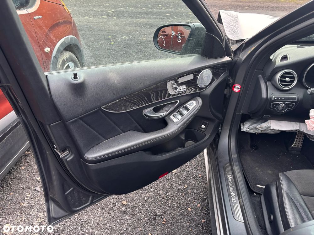 Mercedes-Benz Klasa C 220 d 9G-TRONIC AMG Line - 8
