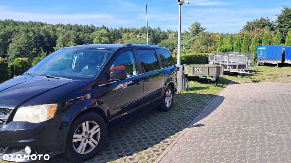 Dodge Grand Caravan - 13