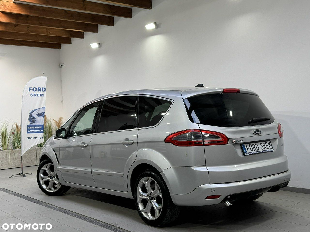 Ford S-Max 2.0 TDCi DPF Titanium X - 14