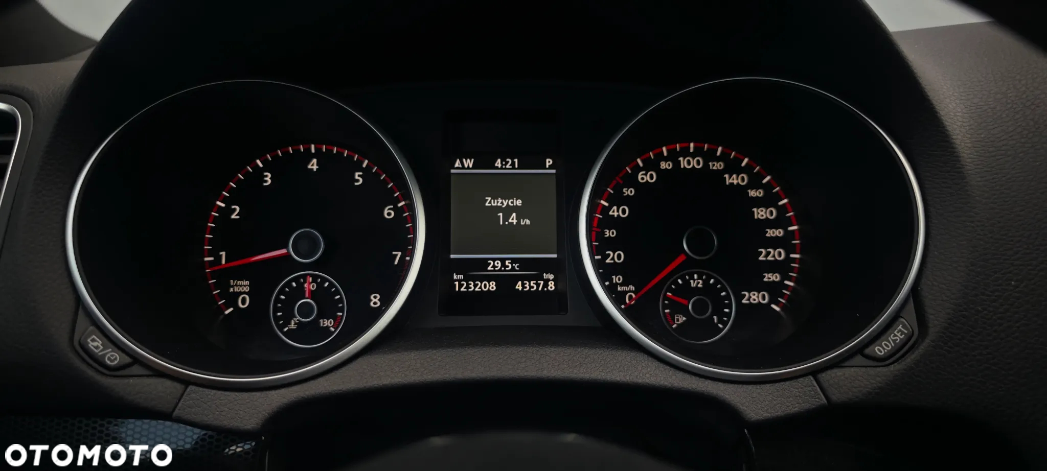 Volkswagen Golf 2.0 GTI DSG Edition 35 - 9