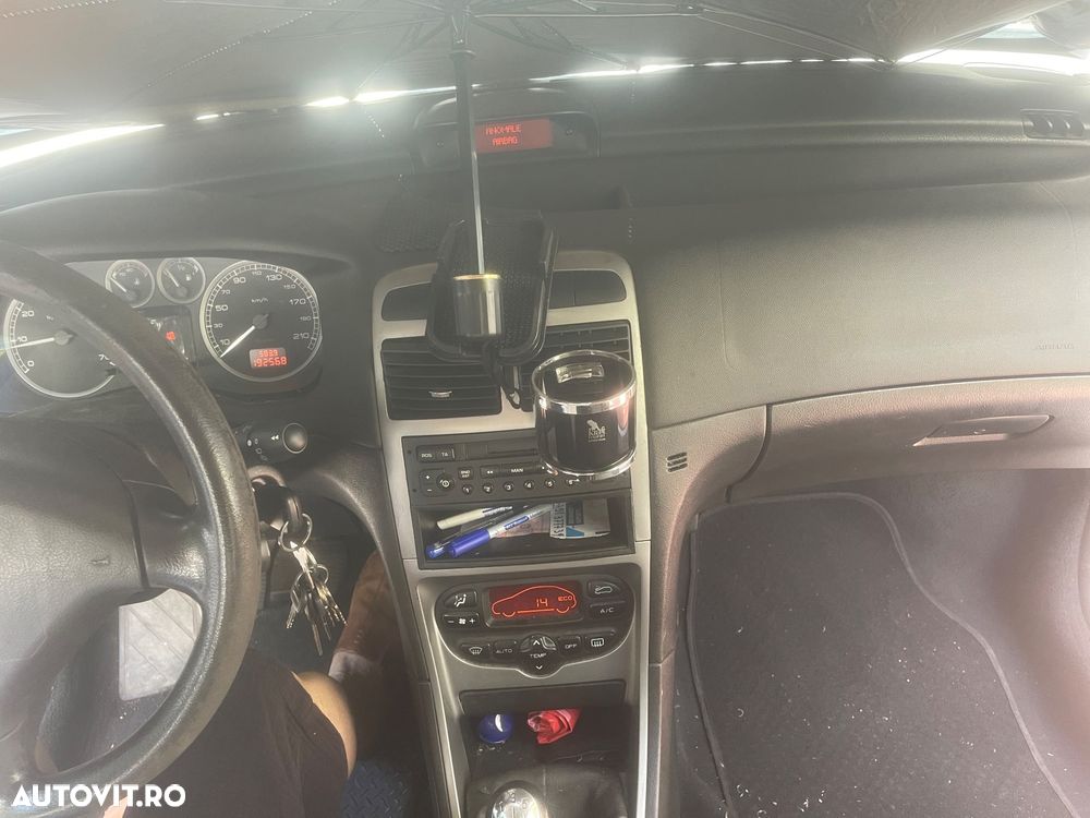 Peugeot 307 1.6 XT Premium - 6
