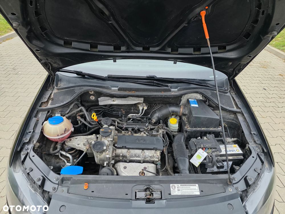 Volkswagen Polo - 11