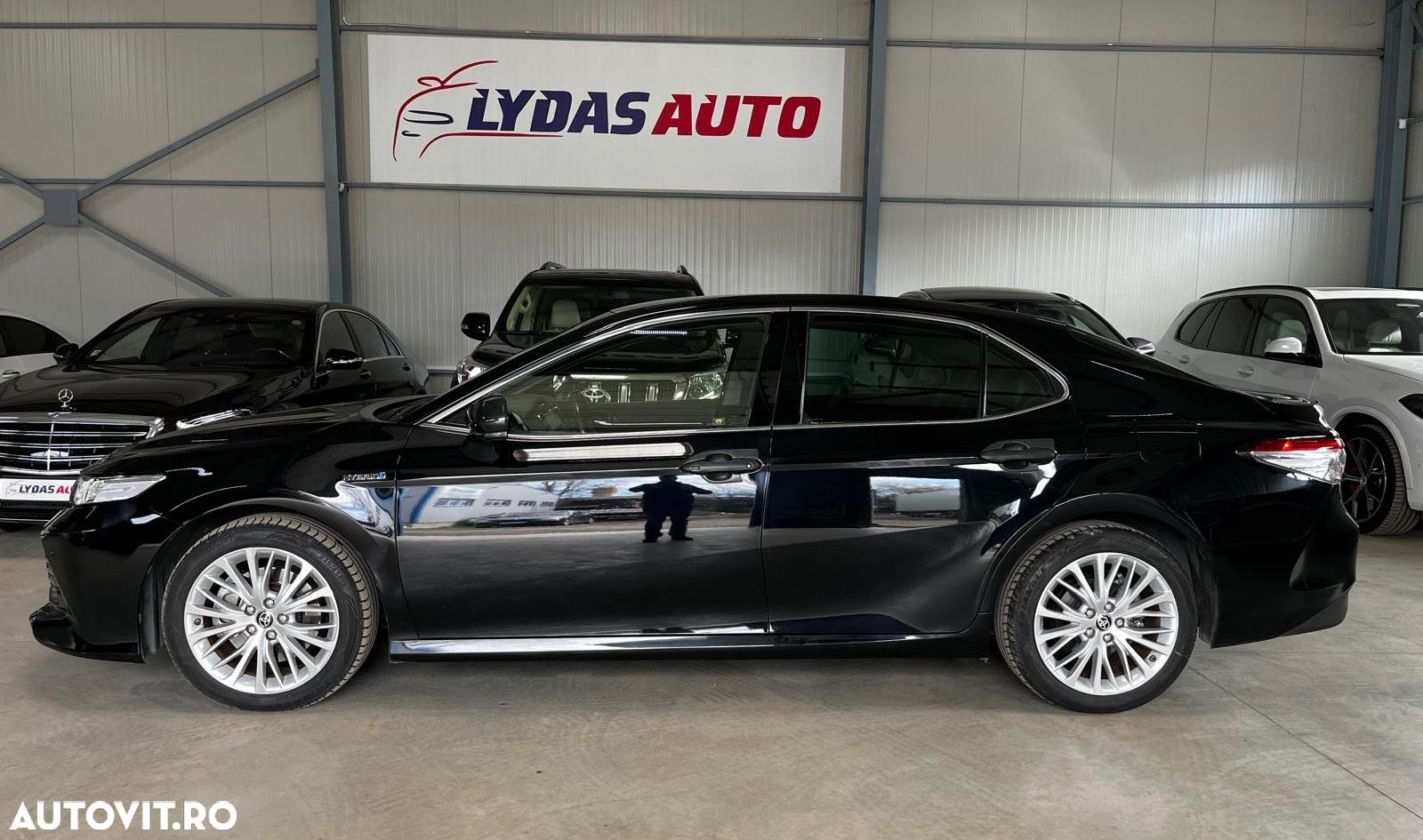 Toyota Camry 2.5 HEV Executive - 2