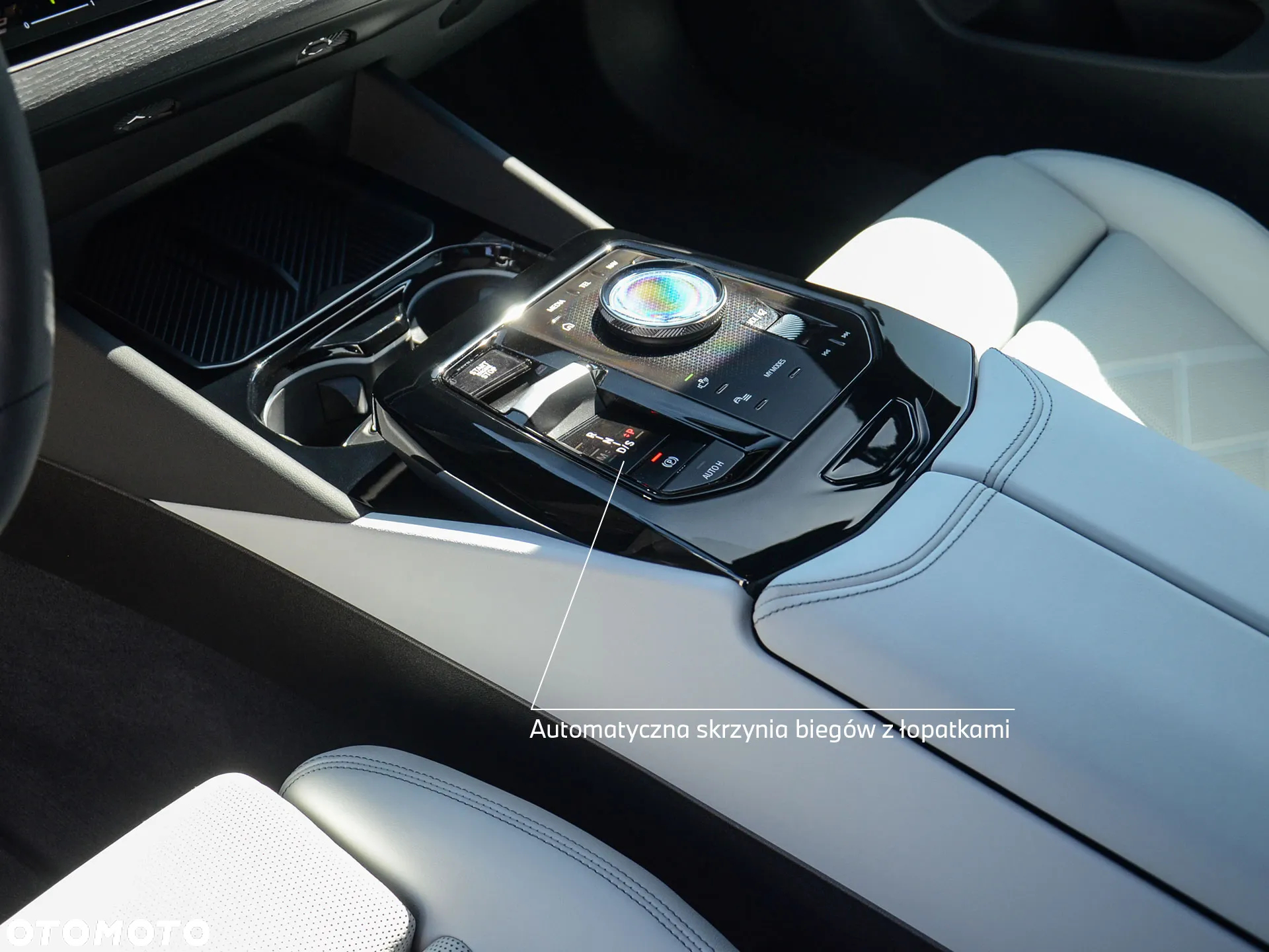 BMW Seria 5 520d xDrive - 24