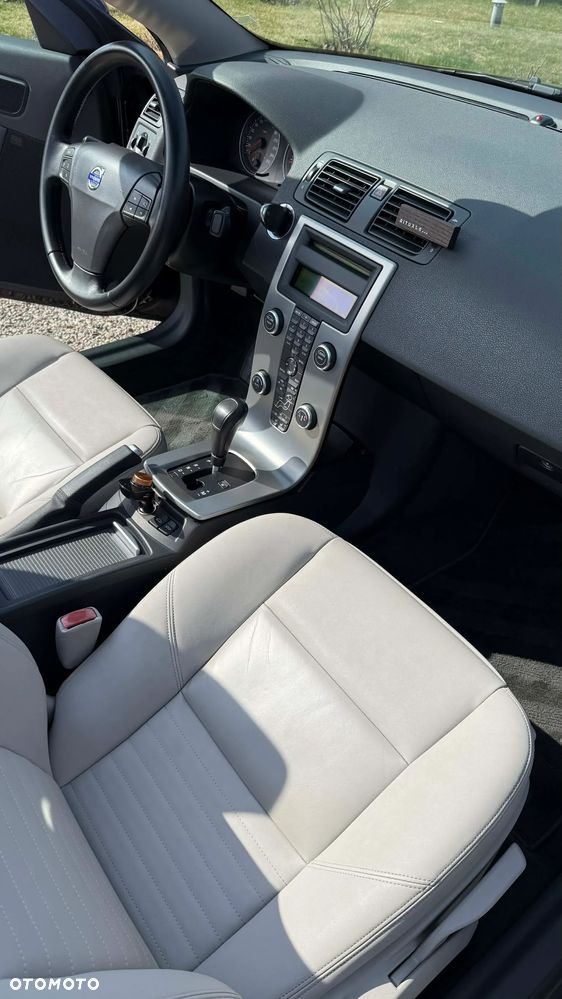 Volvo C70 2.4i Momentum - 13