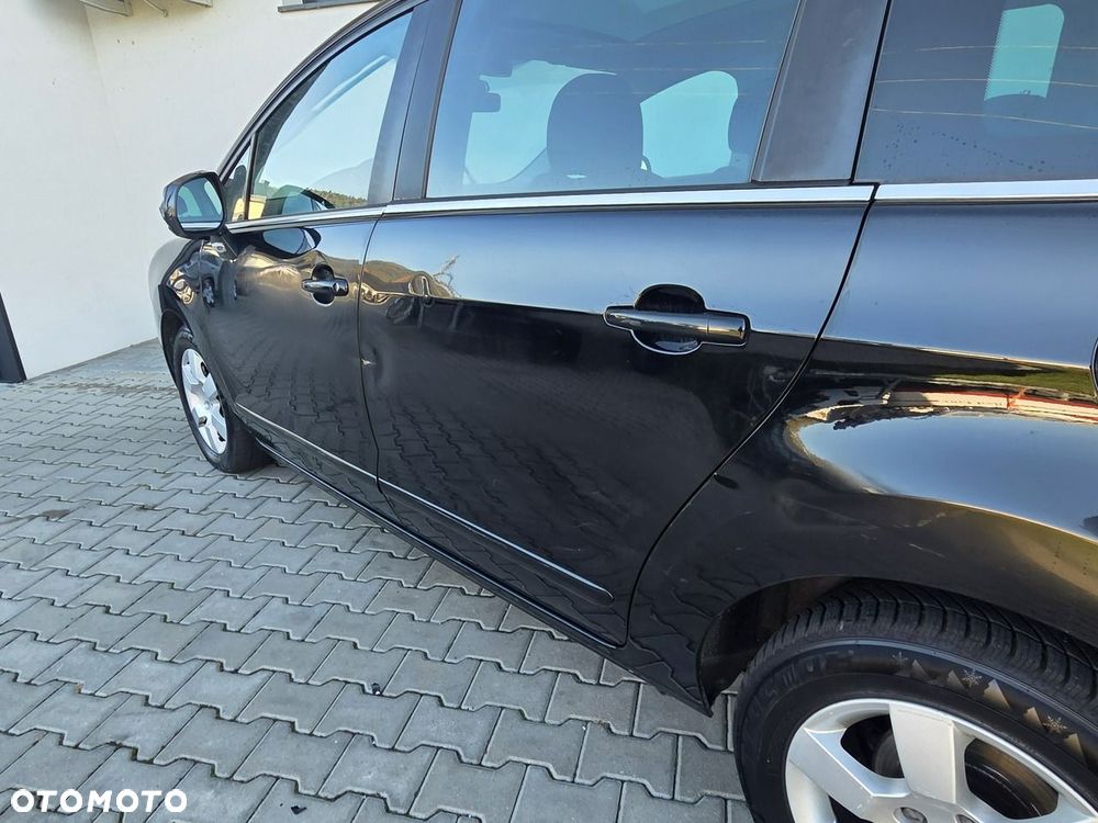 Peugeot 5008 - 40