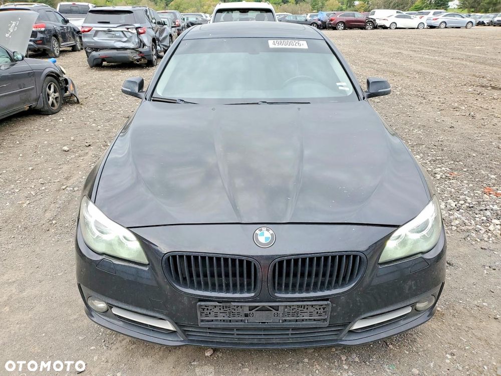 BMW Seria 5 528i - 6