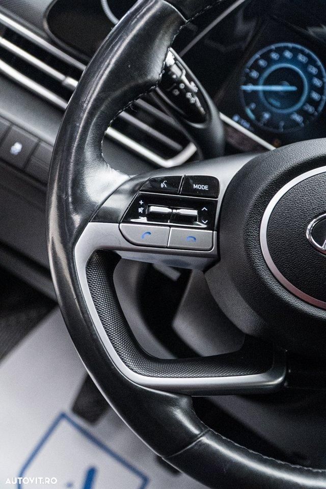 Hyundai Elantra 1.6 l 123 CP 6MT Highway - 20