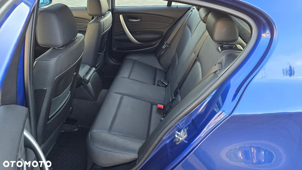 BMW Seria 1 120d DPF Edition Sport - 24
