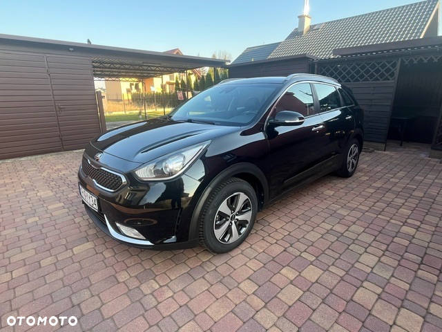 Kia Niro 1.6 GDI Hybrid L Business Line - 2