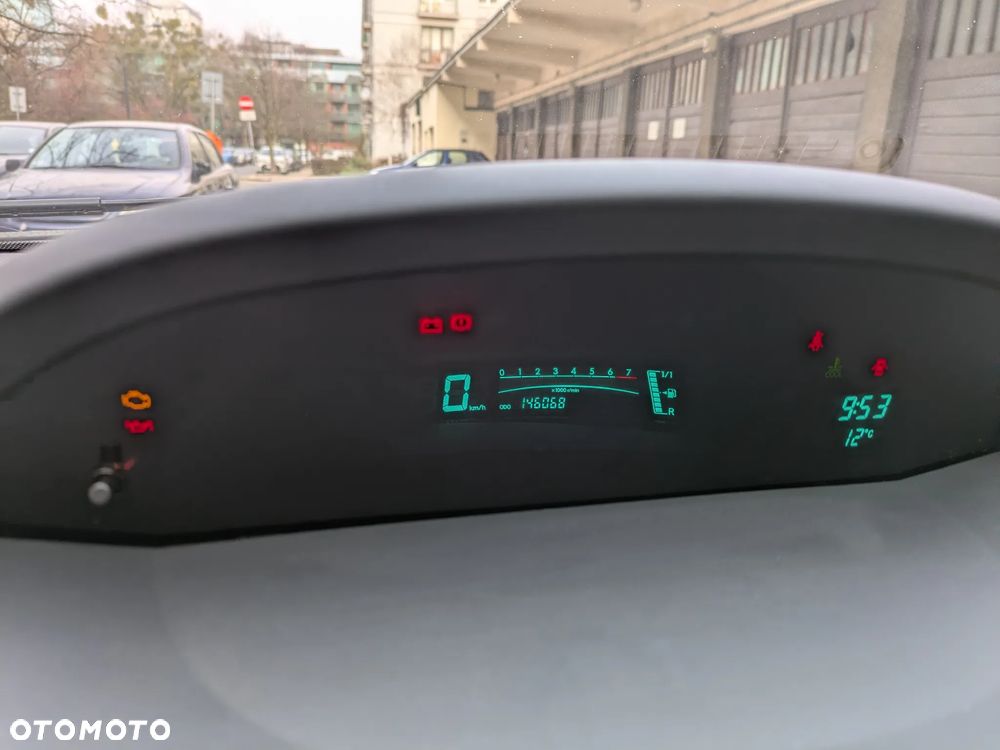 Toyota Yaris 1.3 Terra - 13