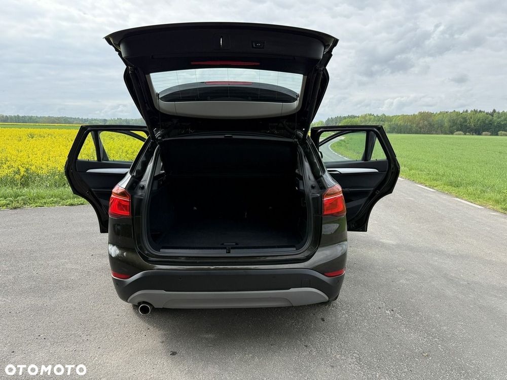 BMW X1 sDrive18i Advantage - 9