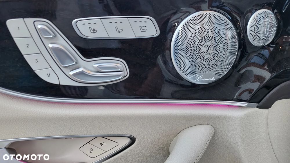 Mercedes-Benz Klasa E 400 4-Matic 9G-TRONIC - 20