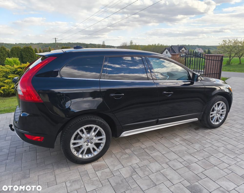 Volvo XC 60 2.4D AWD Summum - 11
