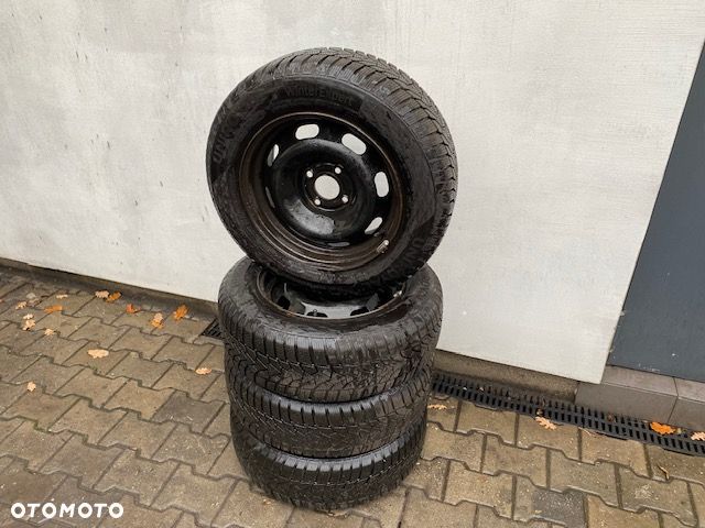 Peugeot 2008 1.2 Pure Tech GPF Style S&S EAT6 - 31