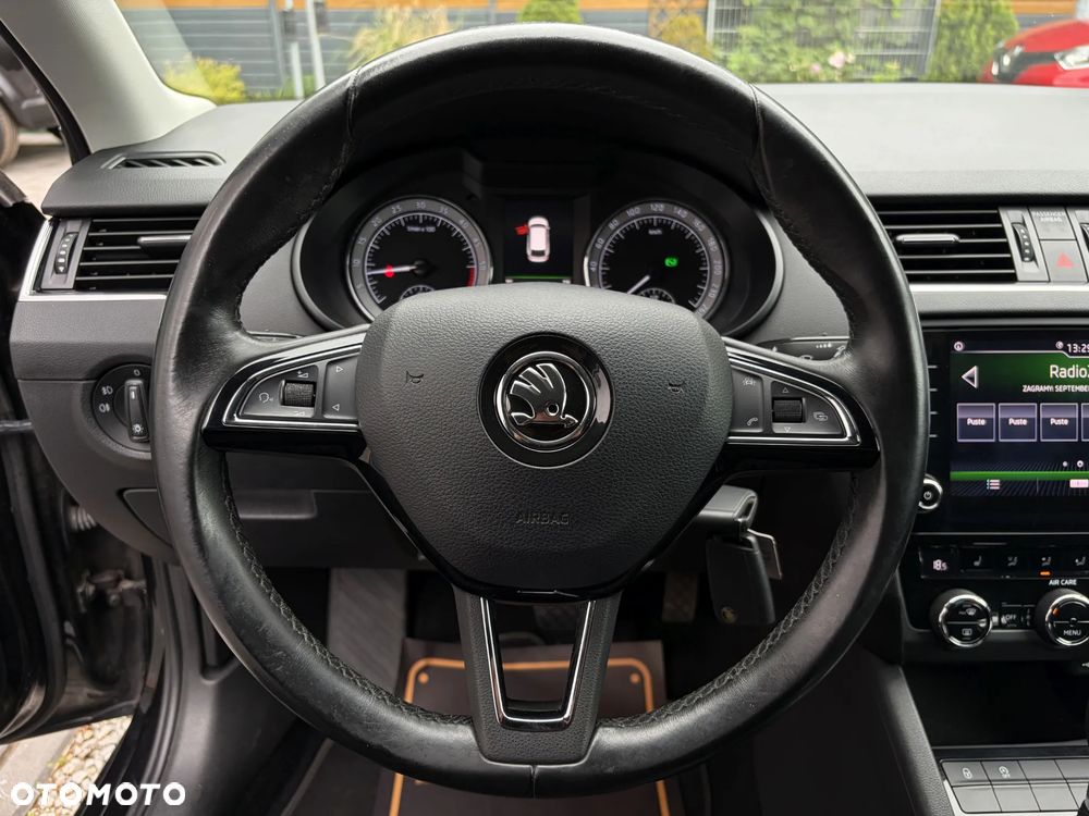 Skoda Octavia 2.0 TDI SCR Style DSG - 22