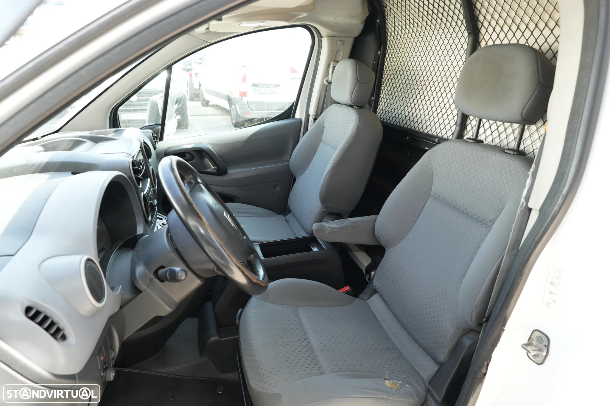 Citroën Berlingo Isotérmica 1.6HDI 90cv - 9