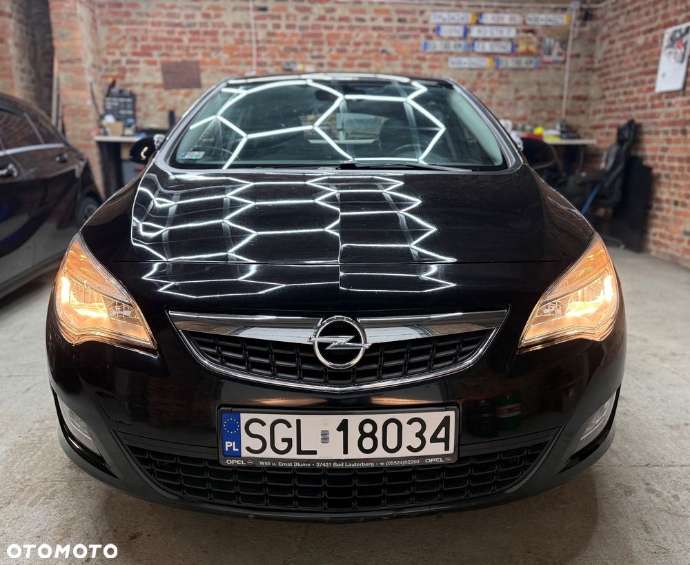 Opel Astra 1.6 Active - 11