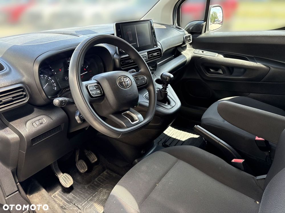 Toyota Proace City - 9