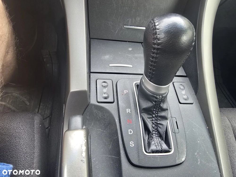 Honda Accord 2.0 Elegance - 16