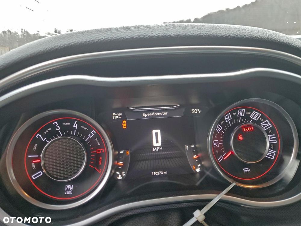 Dodge Challenger - 8